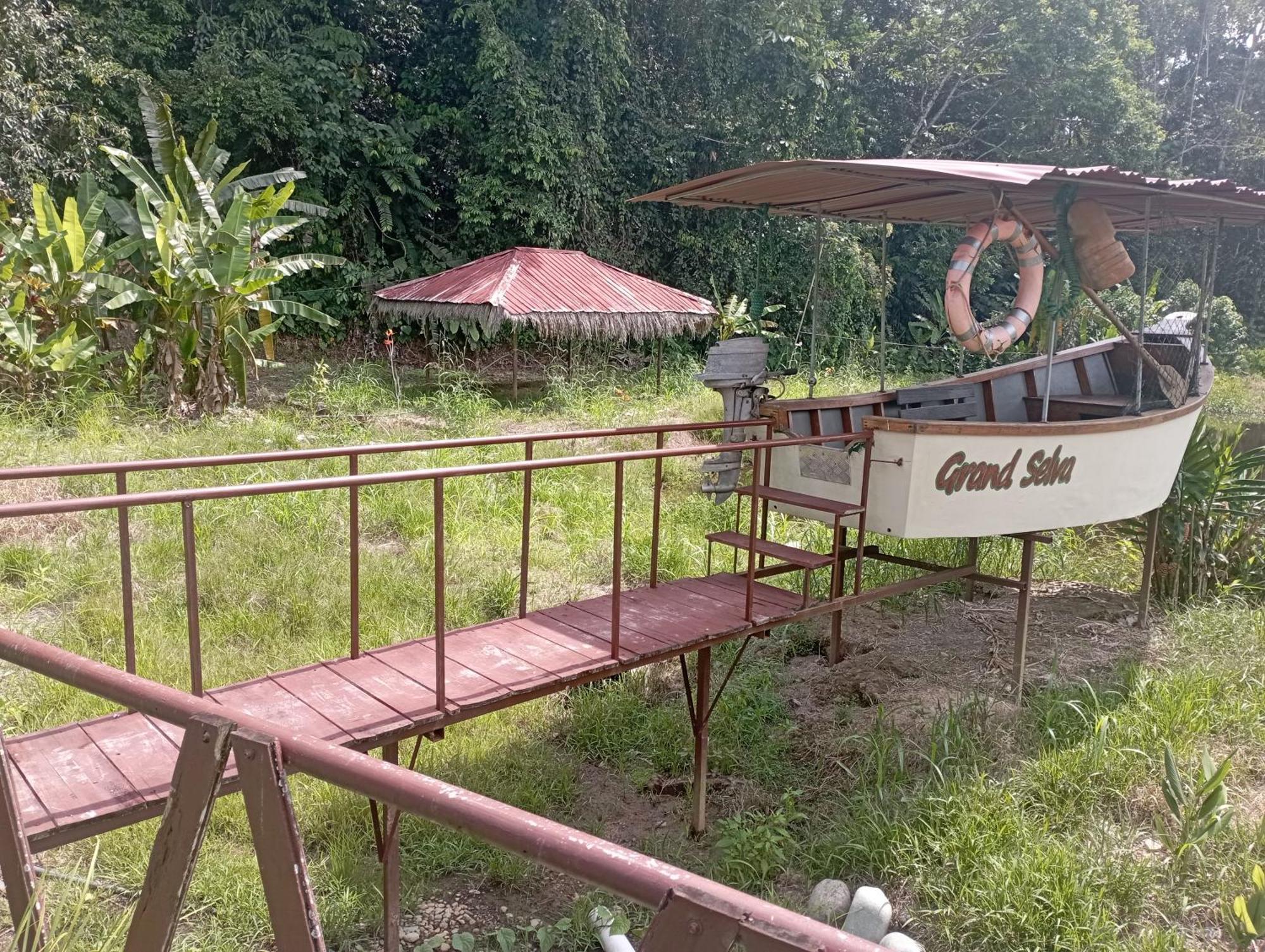 Grand Selva Lodge & Tours Tena Exterior photo